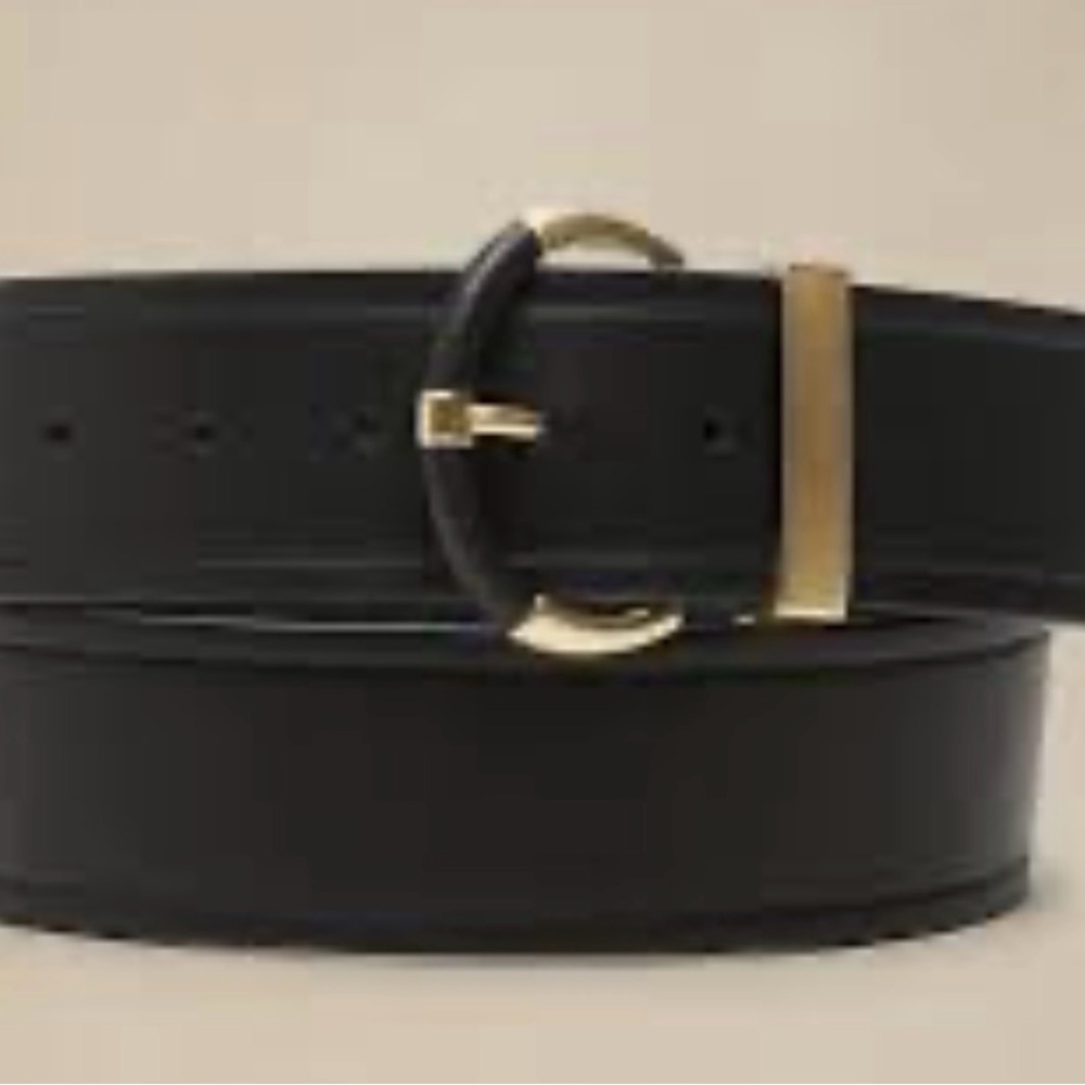 Banana Republic Black Leather Belt with Gold Buckle